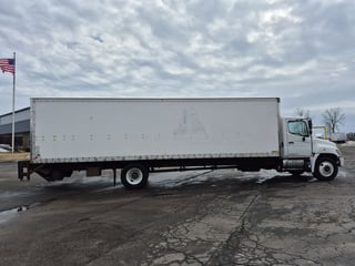 Slide images of 2019 HINO 338