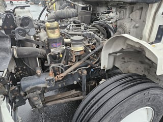 Slide images of 2019 HINO 338