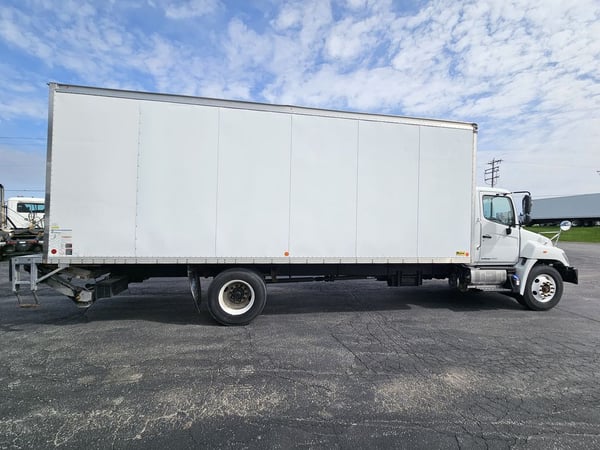 Slide images of 2020 HINO 268