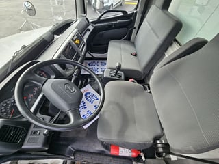 Slide images of 2020 HINO 268