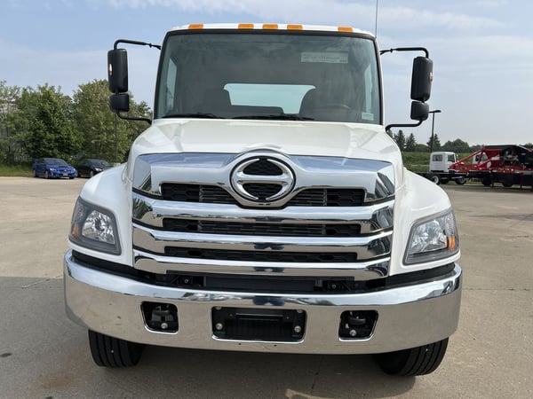 Slide images of 2025 HINO L6-25