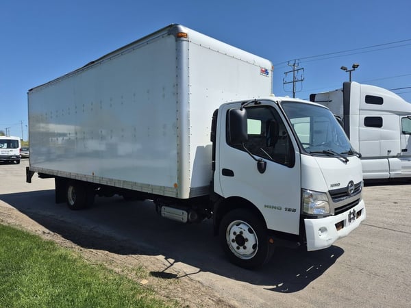 Slide images of 2018 HINO 195