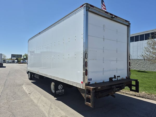 Slide images of 2018 HINO 195