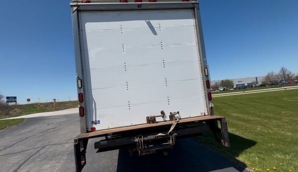 Slide images of 2018 HINO 195