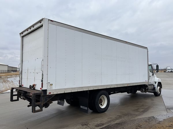 Slide images of 2020 HINO 268A
