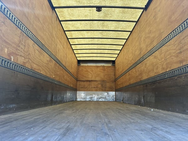 Slide images of 2020 HINO 268A