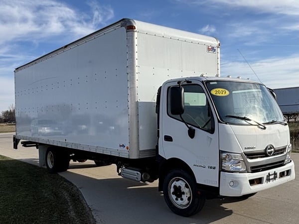 Slide images of 2019 HINO 195
