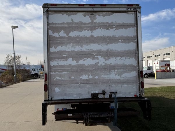 Slide images of 2019 HINO 195