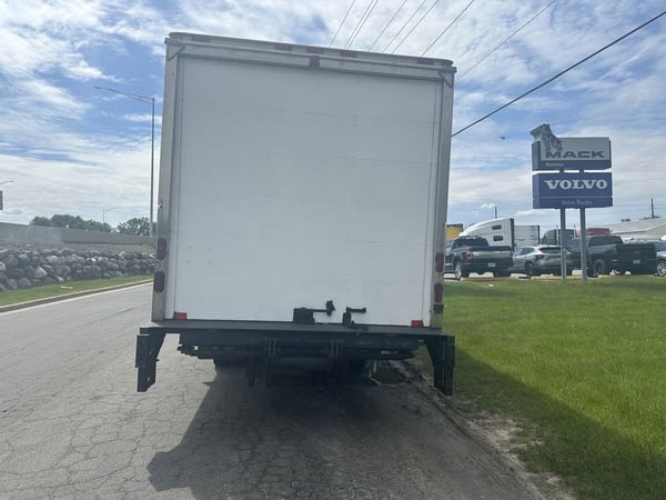 Slide images of 2019 HINO 155