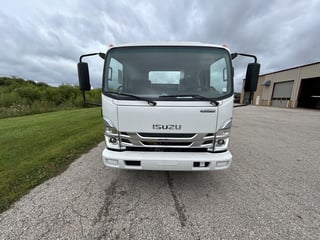Slide images of 2024 ISUZU NRR GAS