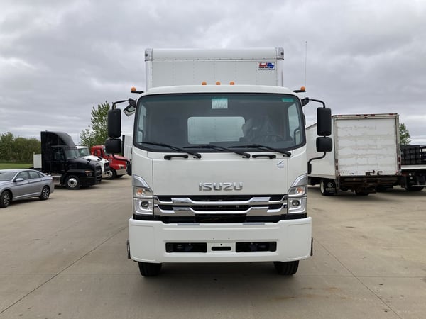 Slide images of 2025 ISUZU FTR