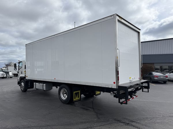 Slide images of 2025 ISUZU FTR