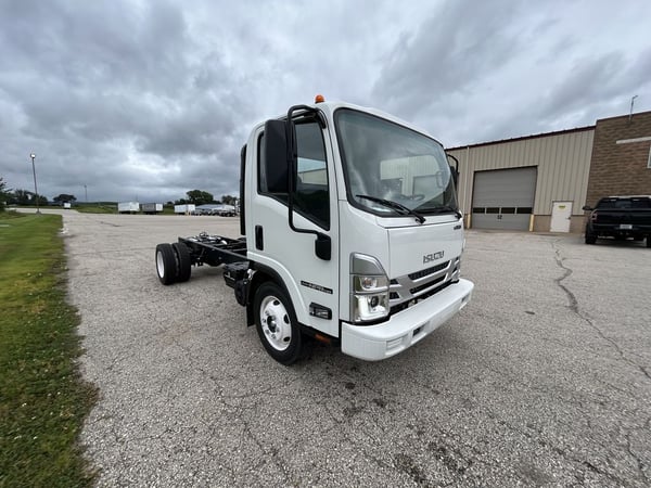Slide images of 2024 ISUZU NPR-HD GAS