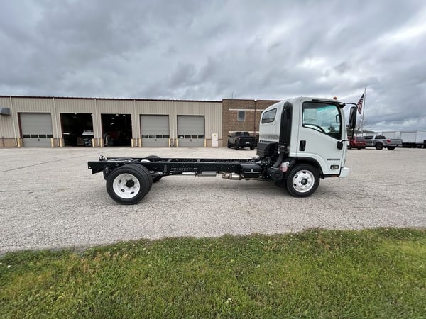 Slide images of 2024 ISUZU NPR-HD GAS
