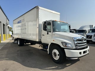 Slide images of Box Truck Rentals 