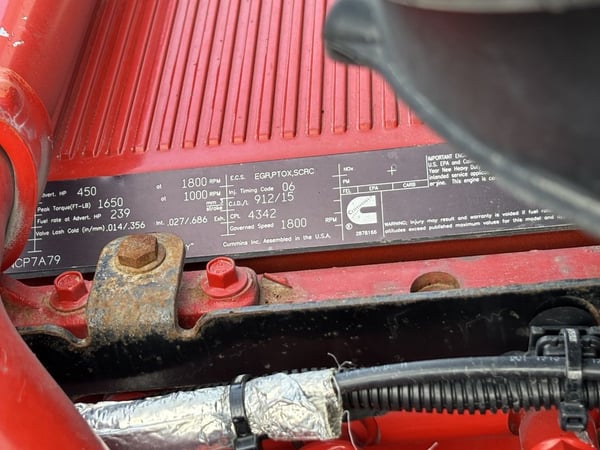Slide images of 2020 KENWORTH T680