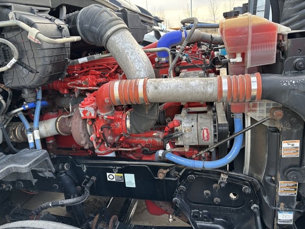 Slide images of 2020 KENWORTH T680