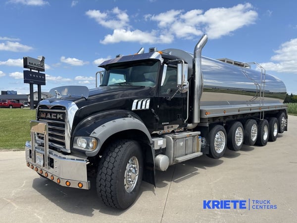 Slide images of 2020 MACK GR64F