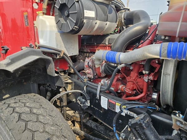 Slide images of 2020 MACK GRANITE