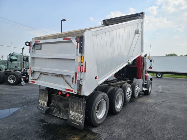 Slide images of 2020 MACK GRANITE