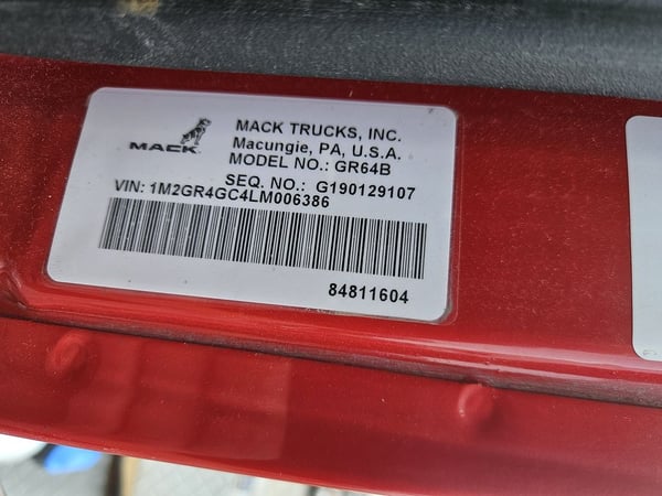 Slide images of 2020 MACK GRANITE