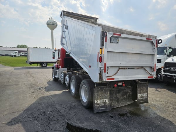 Slide images of 2020 MACK GRANITE