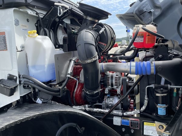 Slide images of 2025 MACK MD642