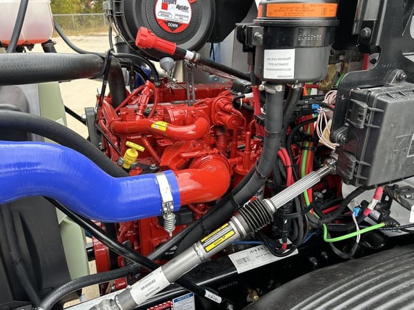 Slide images of 2025 MACK MD642