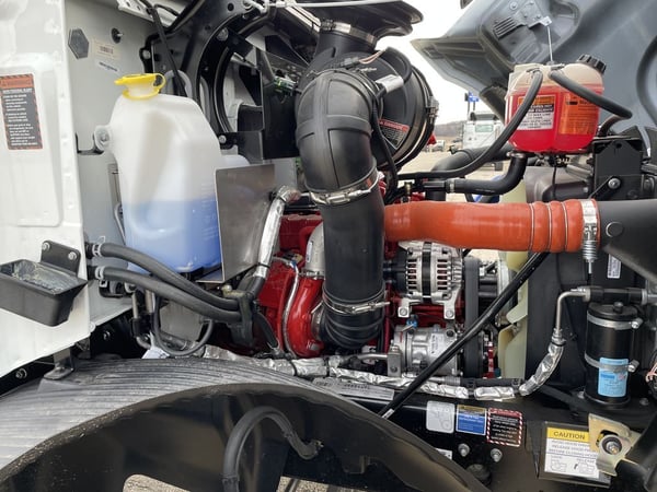 Slide images of 2025 MACK MD642