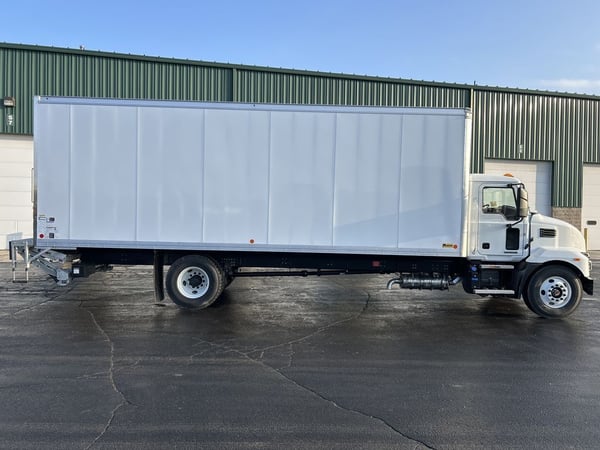 Slide images of 2025 MACK MD642