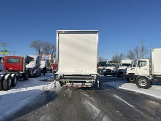 Slide images of 2025 MACK MD642