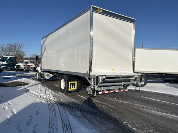 Slide images of 2025 MACK MD642