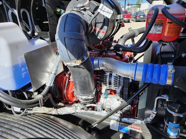 Slide images of 2025 MACK MD742