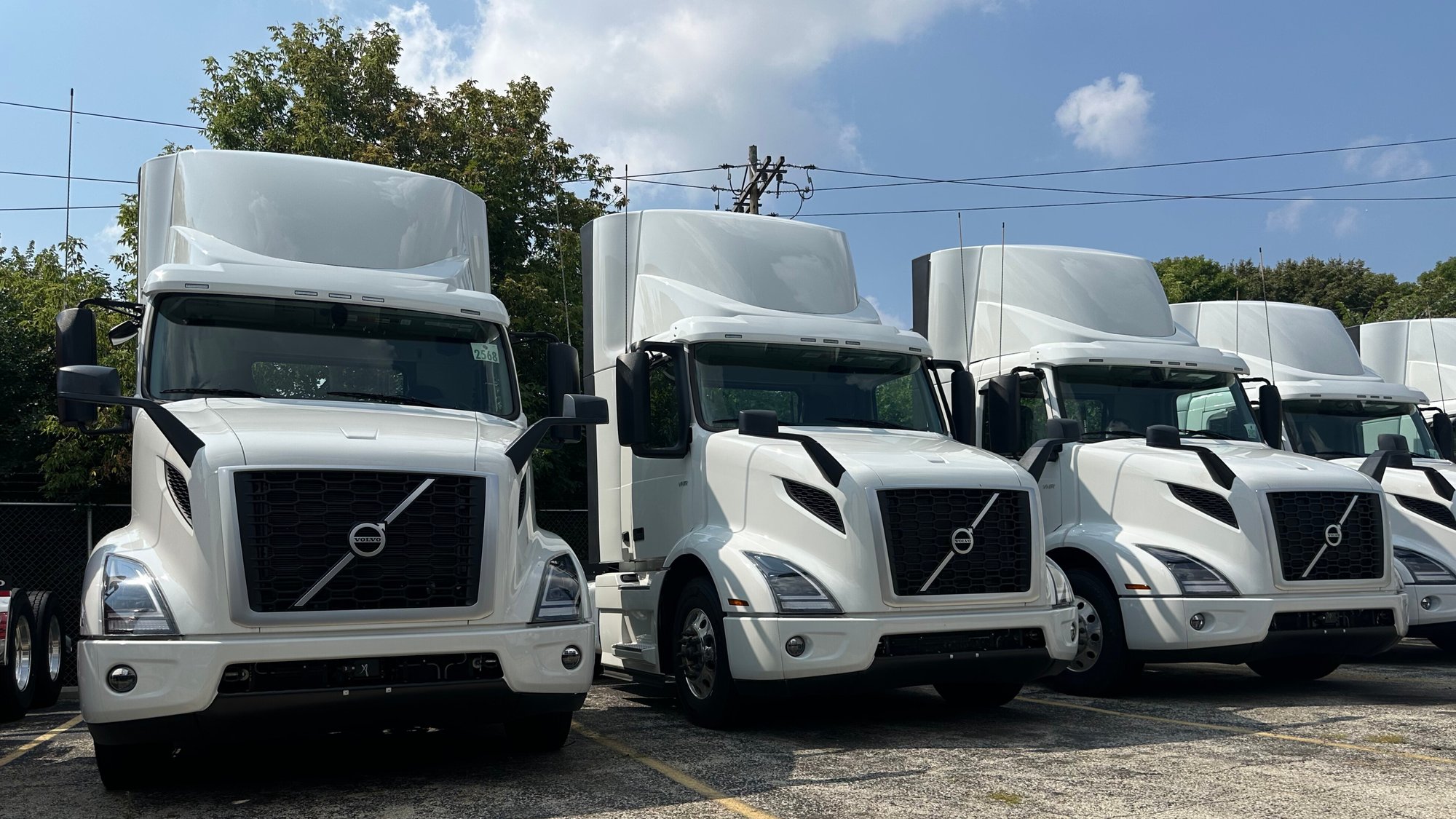 Volvo Day Cab Group Photo-1