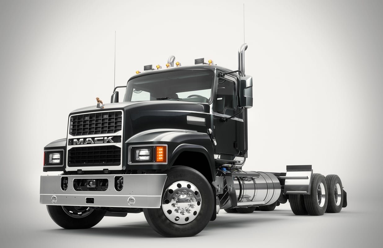 Main images of Mack Pinnacle