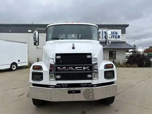 White Mack MD truck, front-on view